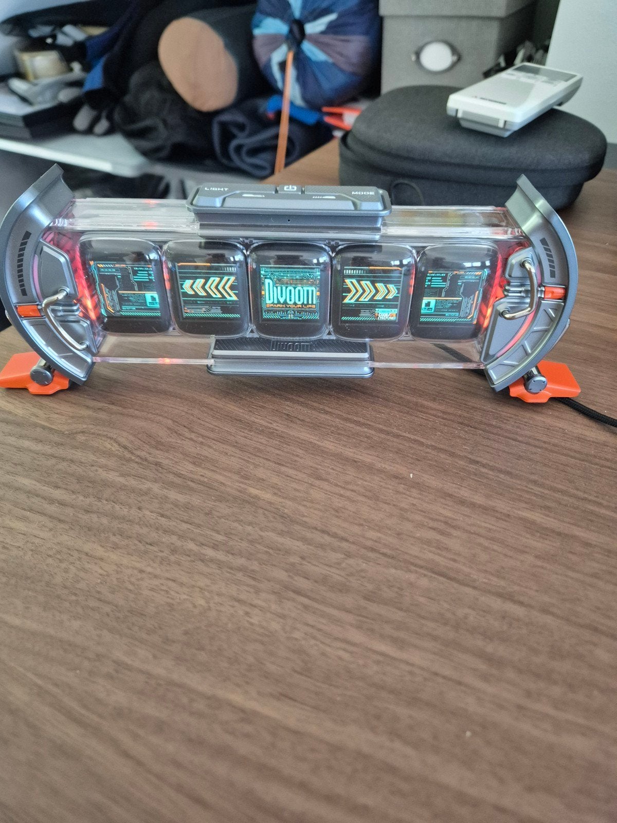 Divoom Timesgate Pixelart Display - Zo goed als nieuw, Ophalen of Verzenden, Zo goed als nieuw