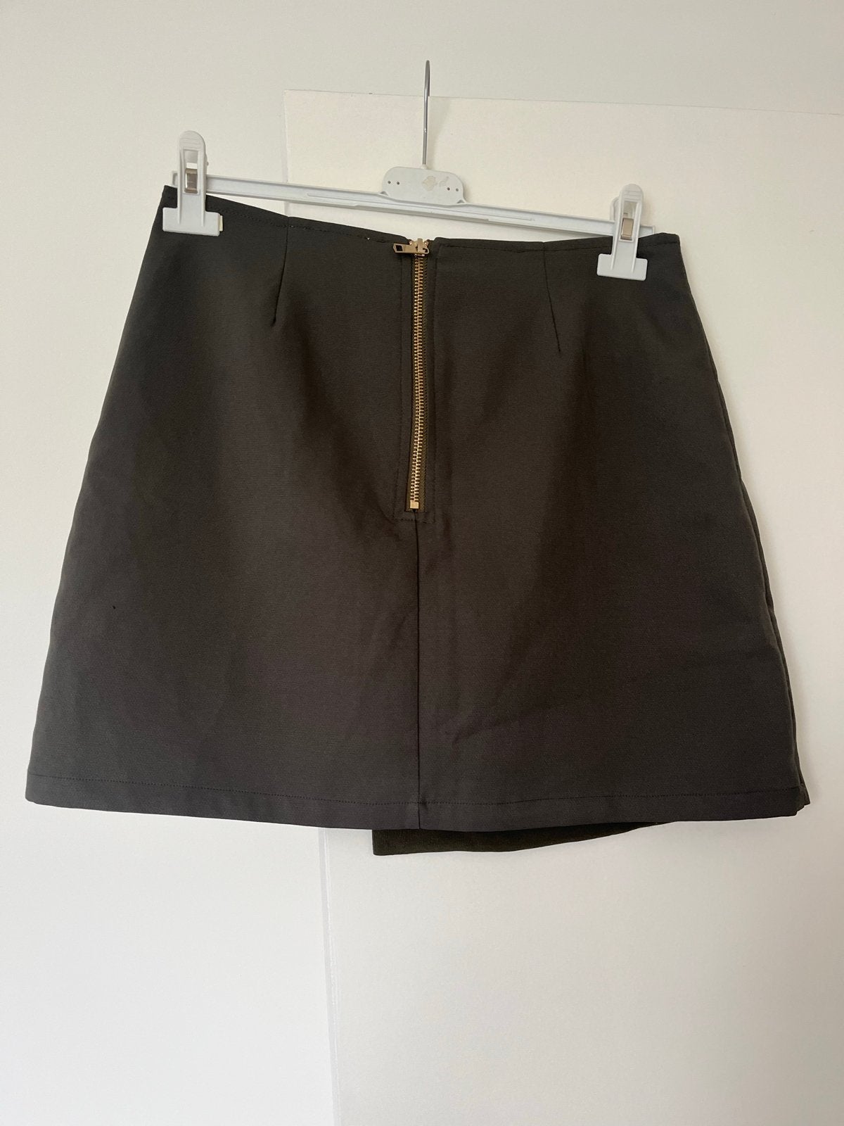 Zwart rokje met gouden knopen - DELOUSION  by RU, Maat 38/40 (M), Zwart, Ophalen of Verzenden, Zo goed als nieuw