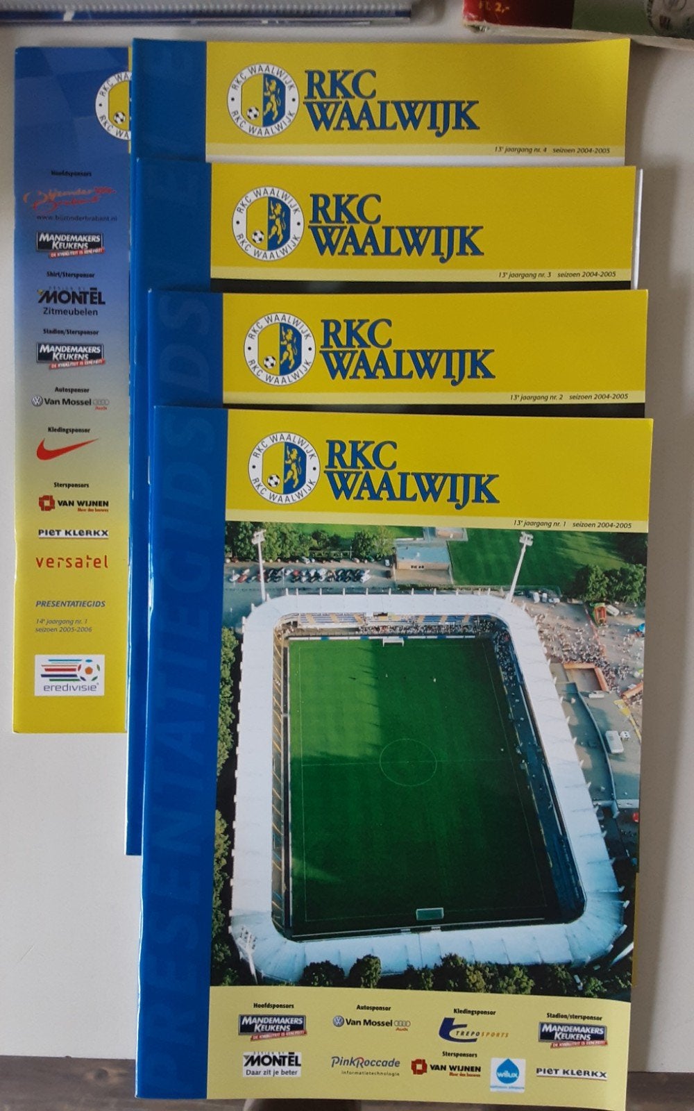 RKC Waalwijk Presentatiegidsen 2004-2006 (5 stuks), Boeken, Ophalen of Verzenden, Zo goed als nieuw, Sport en Vrije tijd