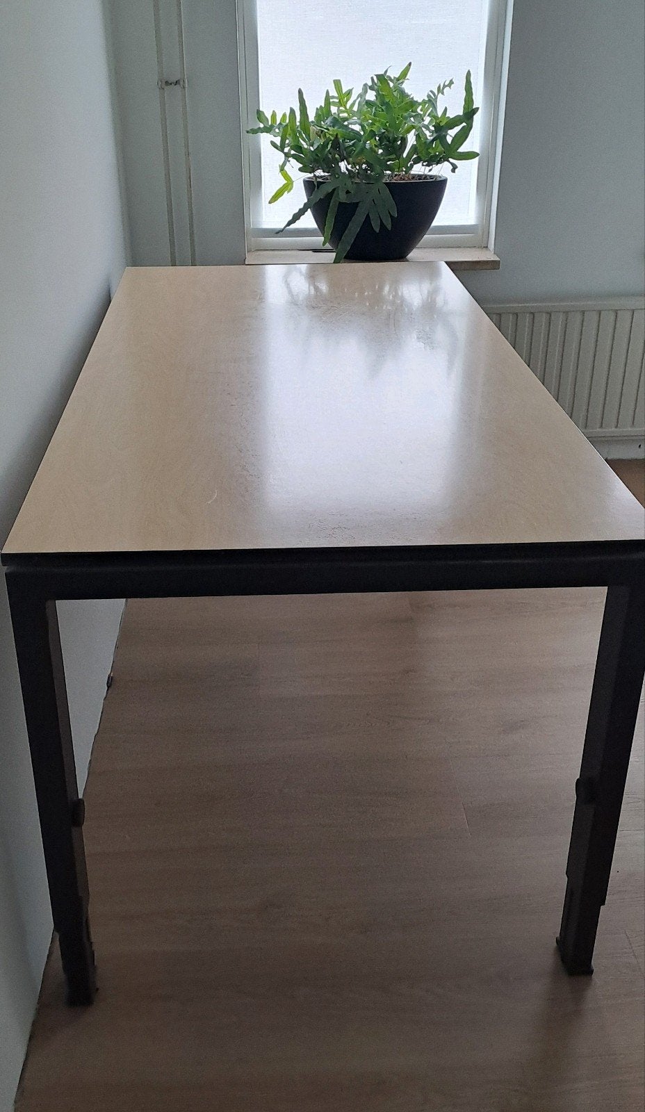 Gispen bureau in hoogte verstelbaar, Huis en Inrichting, Bureaus, Ophalen, Gispen, 160 cm, Zo goed als nieuw