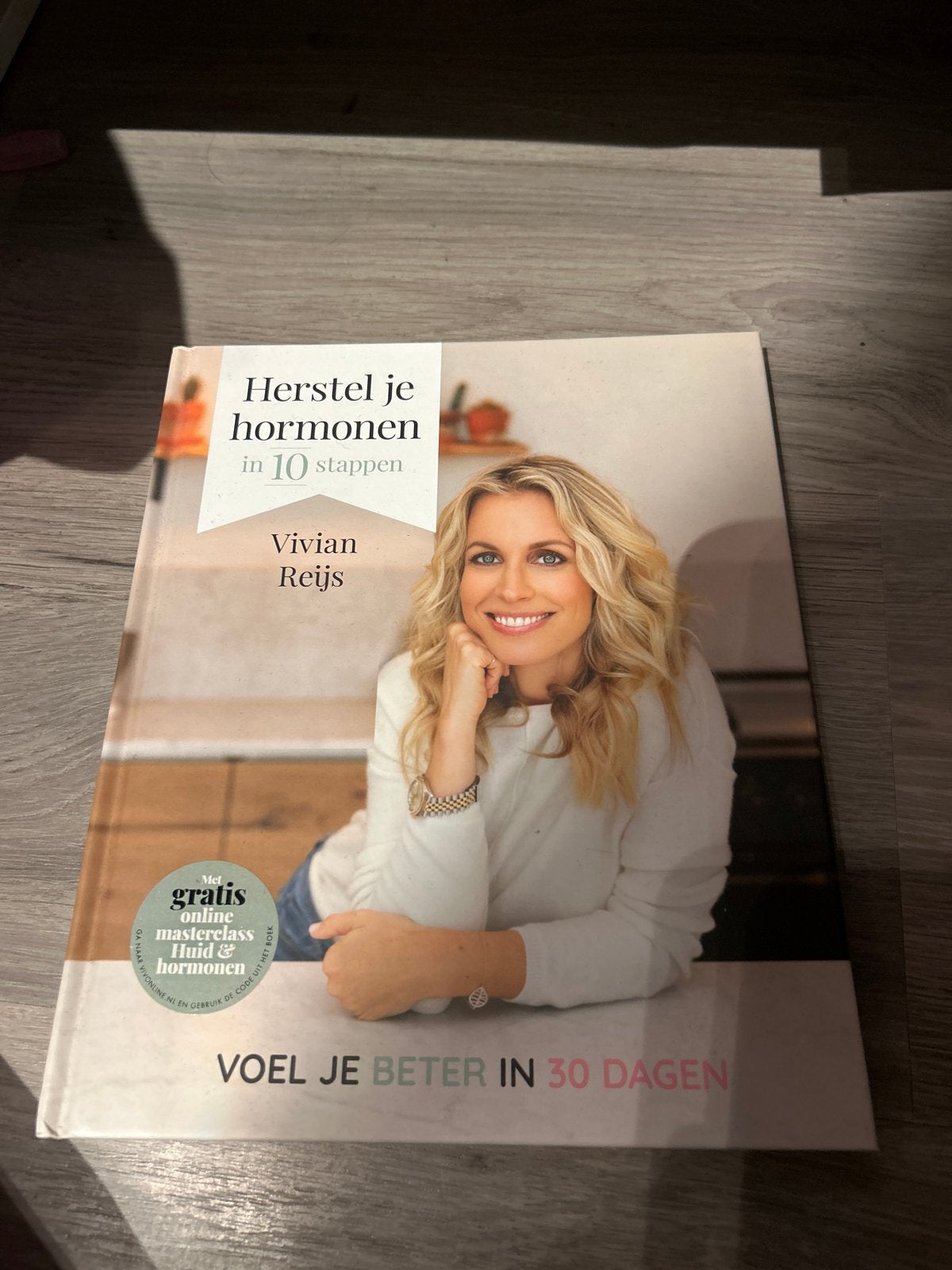 Herstel je hormonen in 10 stappen - Vivian Reijs, Ophalen of Verzenden, Zo goed als nieuw, Gezondheid en Conditie
