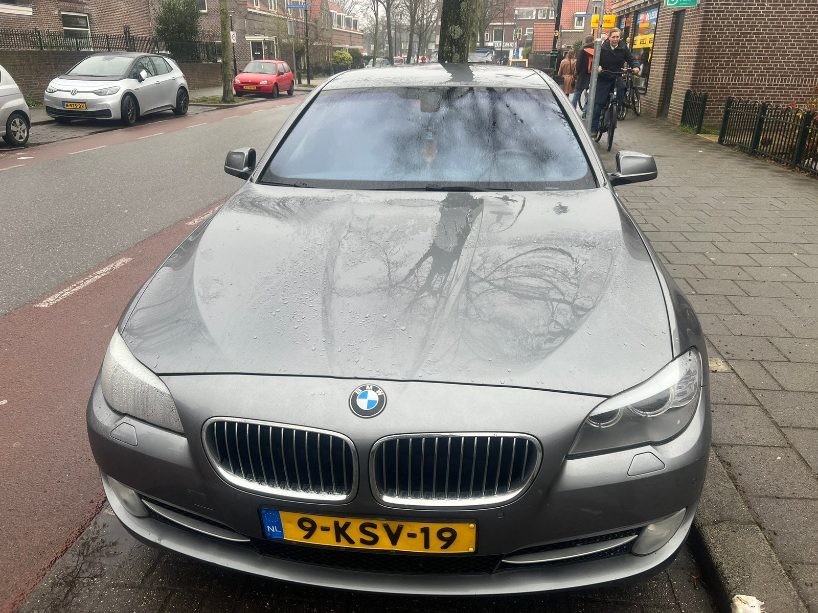 BMW 5-Serie 520i 184pk Aut. 2013 Grijs, Auto's, 4 cilinders, 2000 kg, Origineel Nederlands, Particulier