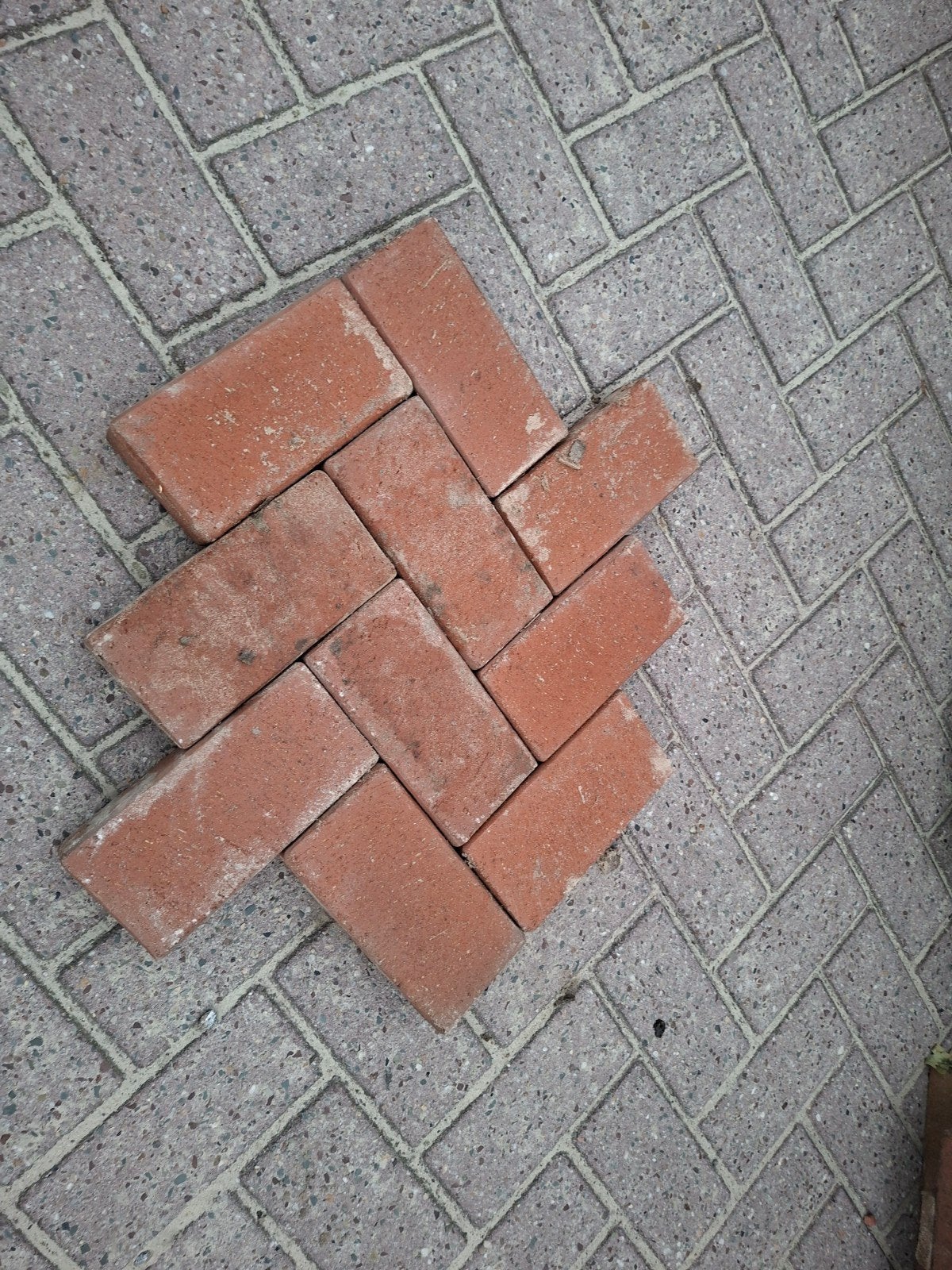 Gebruikte rode ABC KLINKER voor bestrating of muur, Ophalen of Verzenden, Gebruikt, Bakstenen