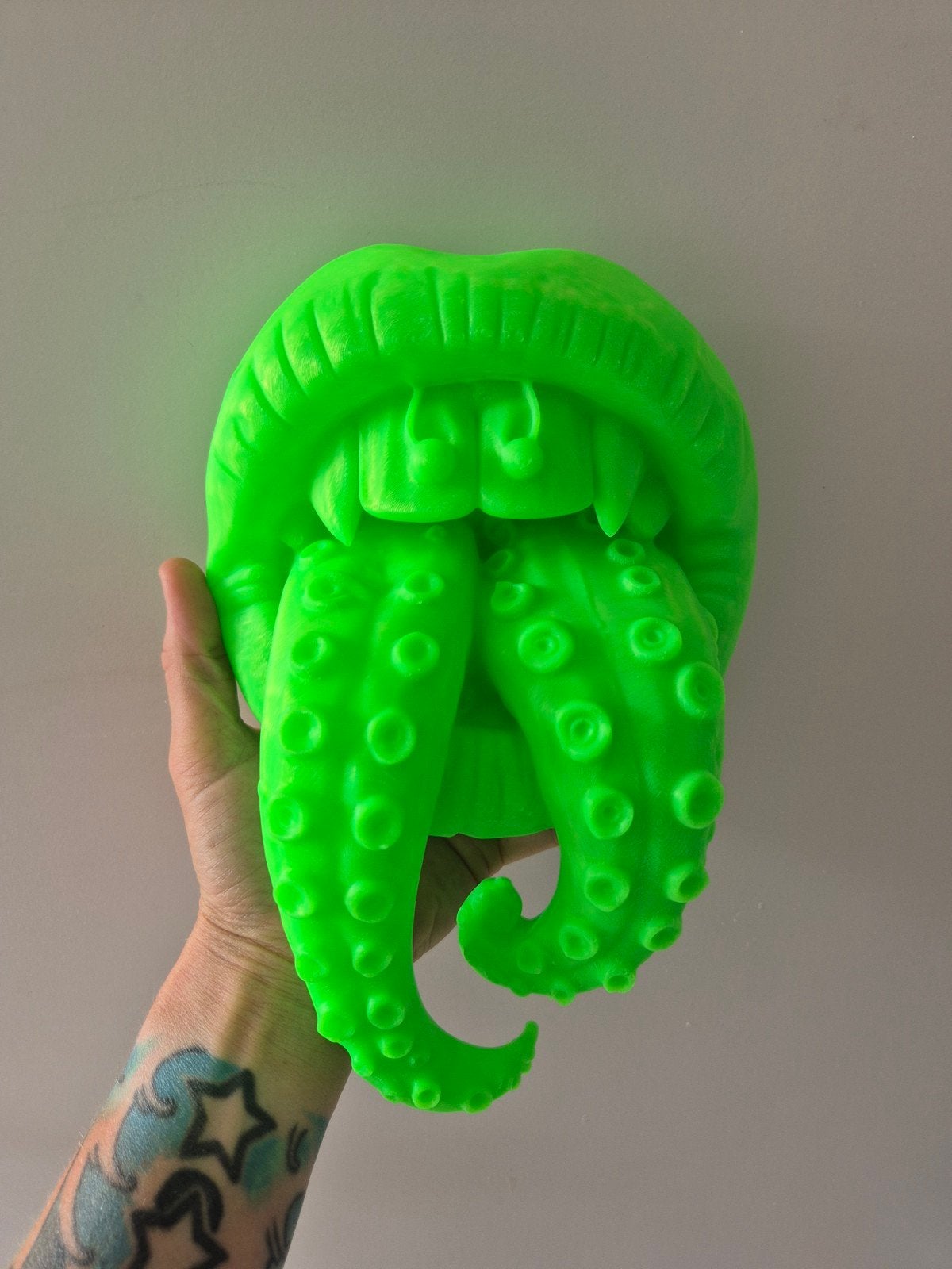 Pretty Parasite Neon groen- Mond met Tentakels, Ophalen of Verzenden