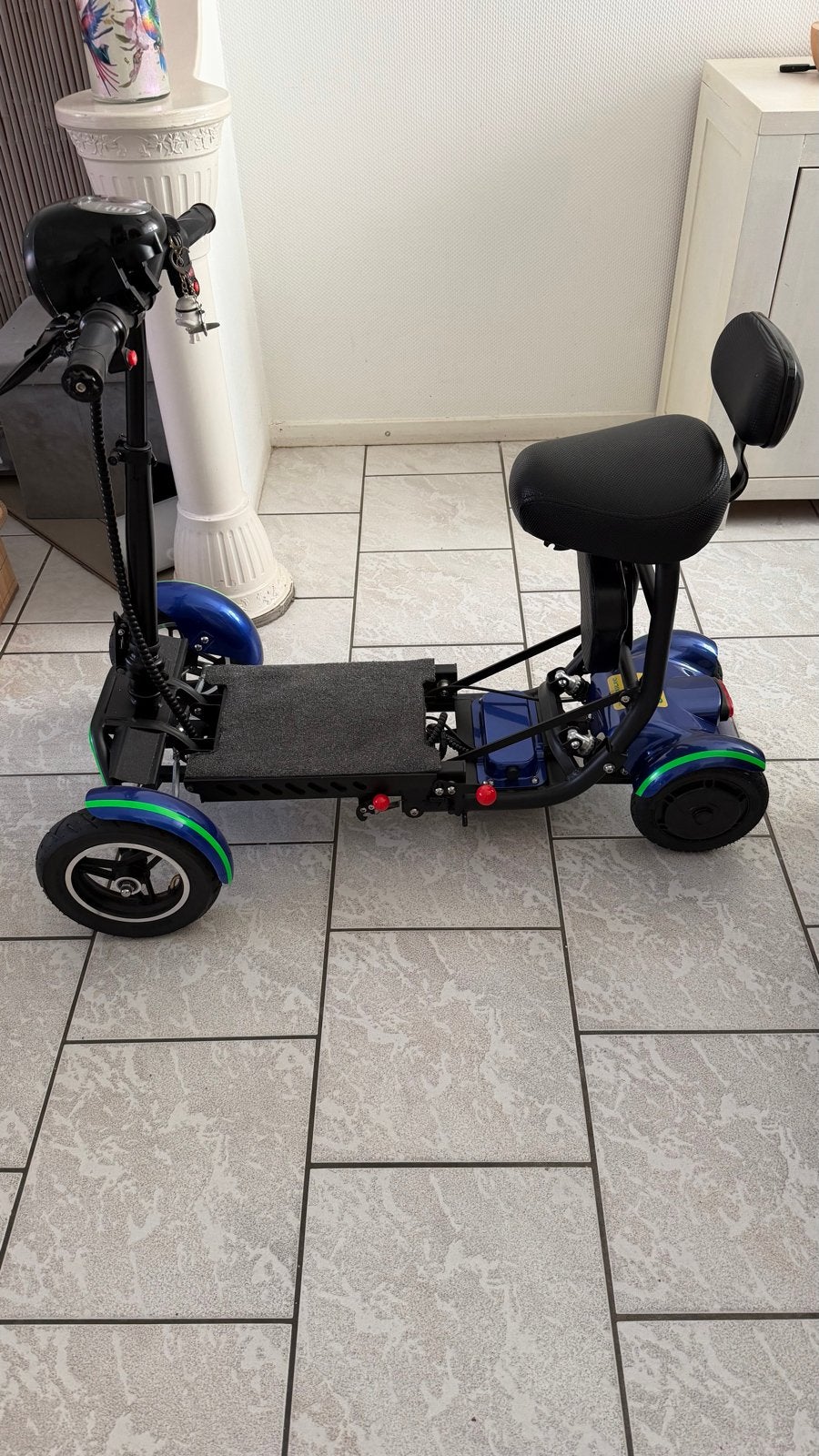 Scootmobiel Opvouwbaar blauw 40 kilometer actieradius, Ophalen, Zo goed als nieuw, Pride, 16 km/u of meer