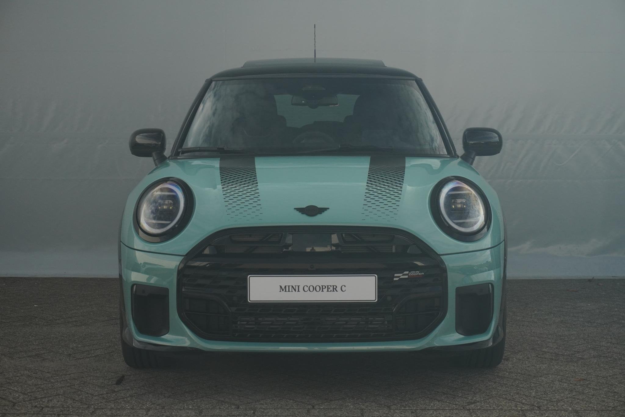 MINI 3-Deurs Cooper C John Cooper Works Uitvoering | Pakket, Auto's, Stoelverwarming, Stof, 156 pk, 4 stoelen