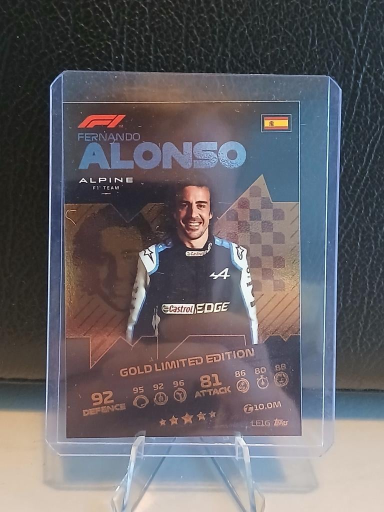 Fernando Alonso Alpine F1 Topps Turbo Attax 2021 Gold Limite, Hobby en Vrije tijd, Verzamelkaartspellen | Overige, Zo goed als nieuw