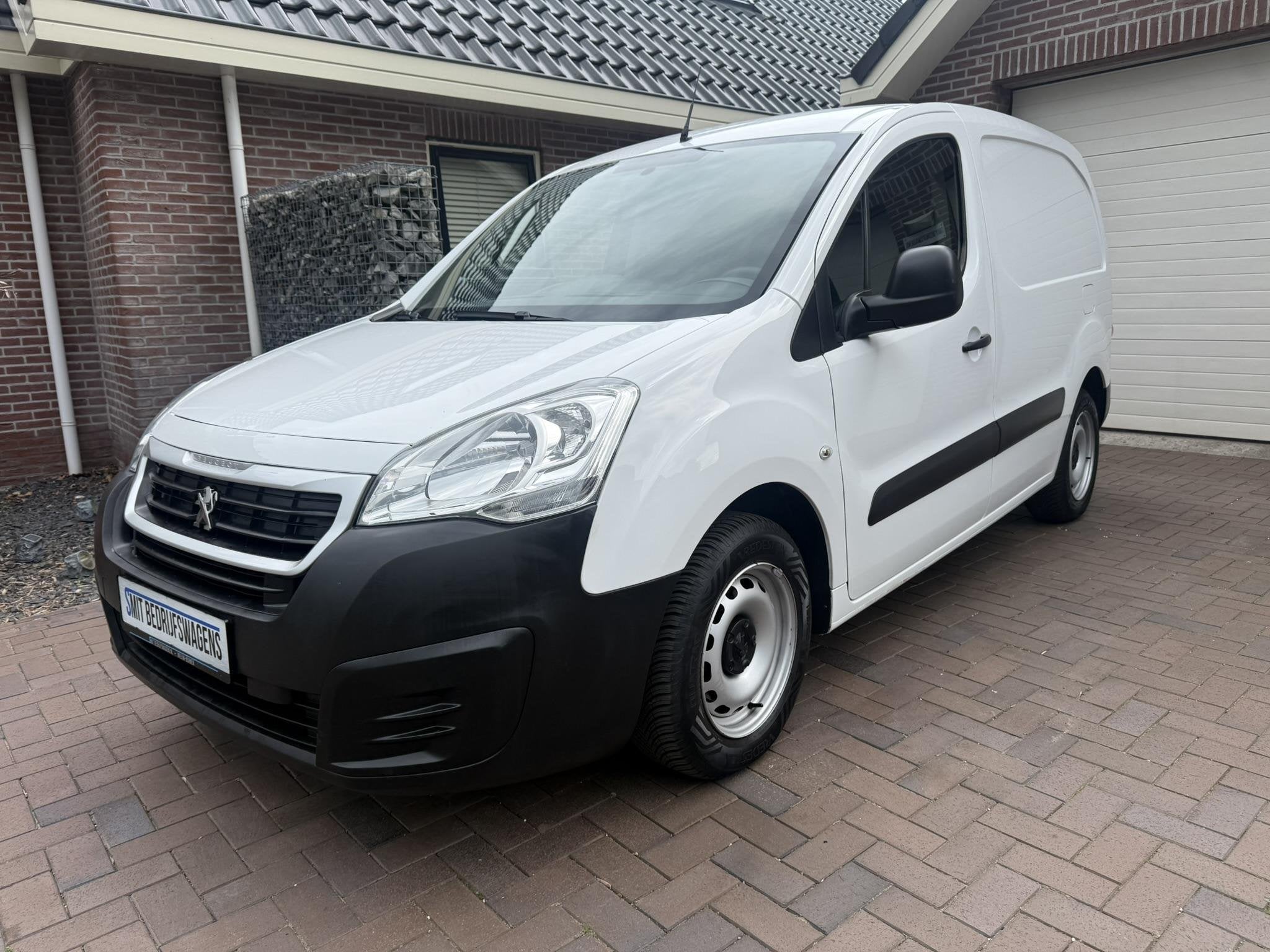 Peugeot Partner 120 1.6 BlueHDi 75 L1 Koel vries - 20 gr, Voorwielaandrijving, Stof, 4 cilinders, Origineel Nederlands