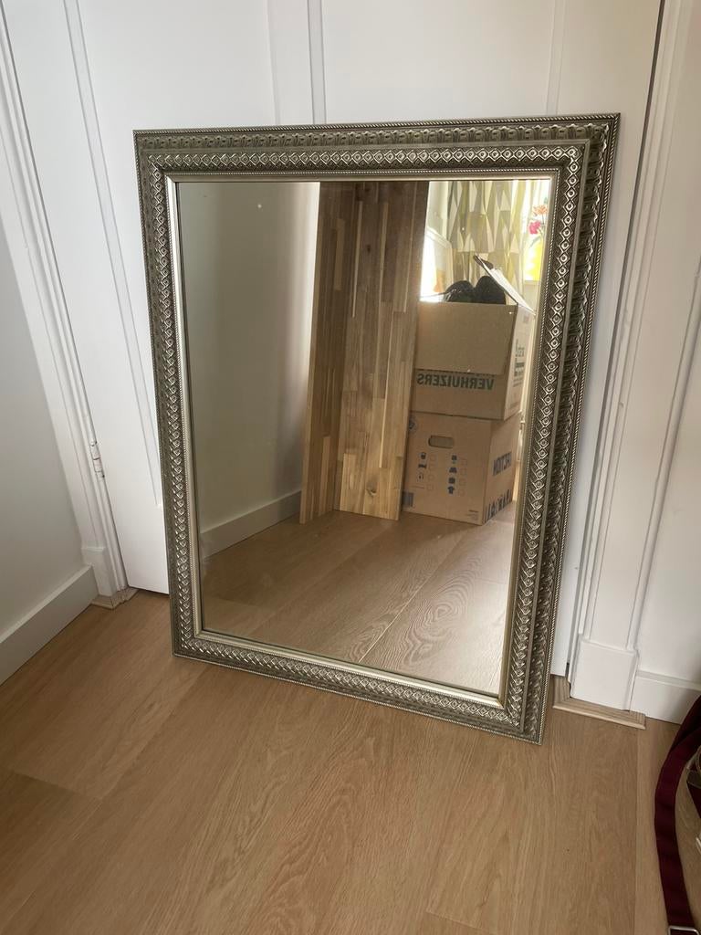 Mooie massive spiegel, Huis en Inrichting, Woonaccessoires | Spiegels, Ophalen, Zo goed als nieuw, Minder dan 100 cm, Rechthoekig