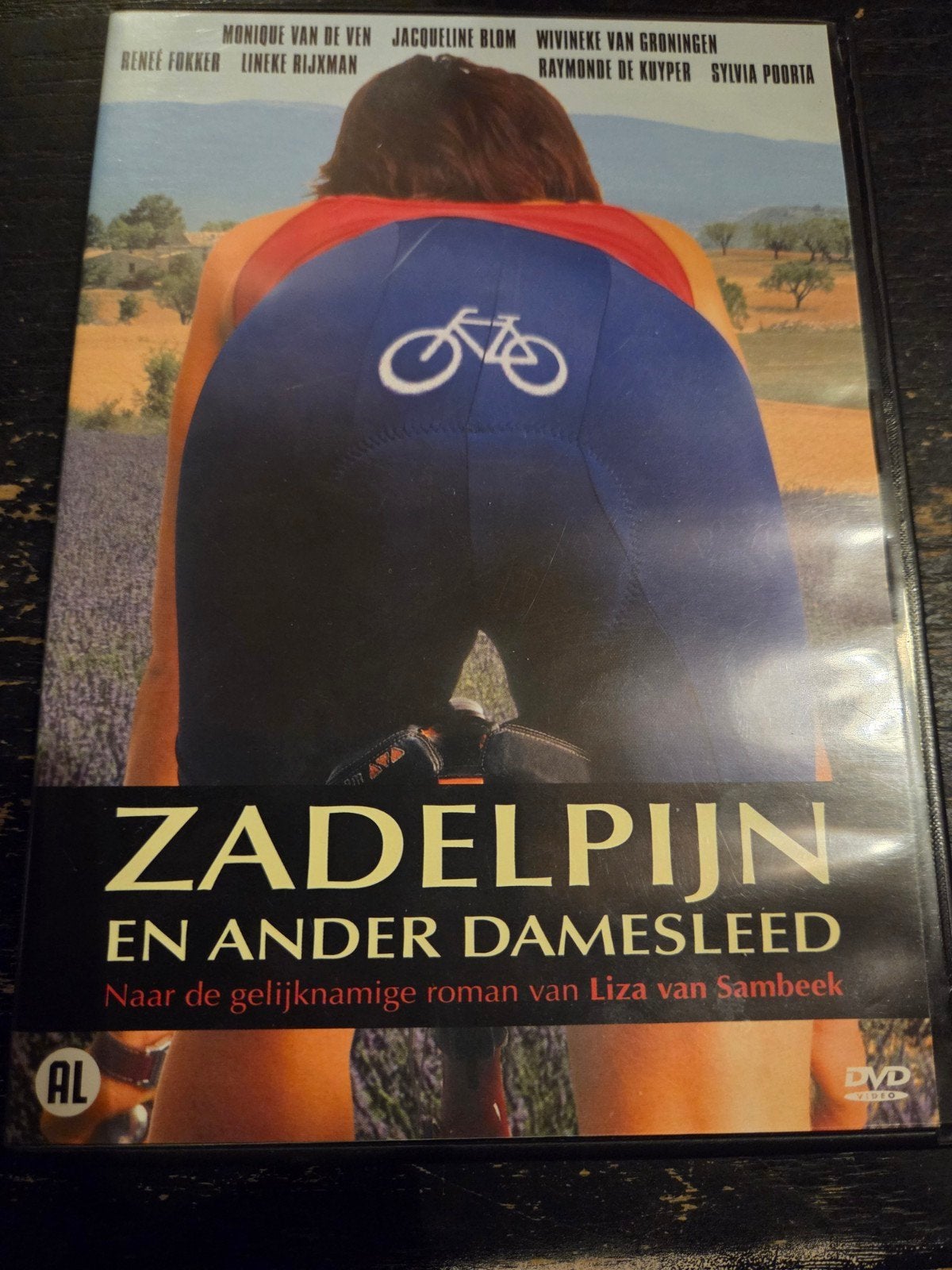 Zadelpijn, Vanaf 16 jaar, Ophalen of Verzenden, Zo goed als nieuw