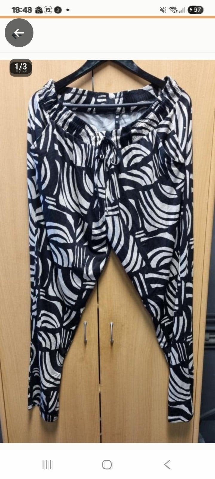 HEMA Comfortabele Lange Broek Zwart/Crème Patroon XL, Meerkleurig, Maat 46/48 (XL) of groter, Ophalen of Verzenden, Lang