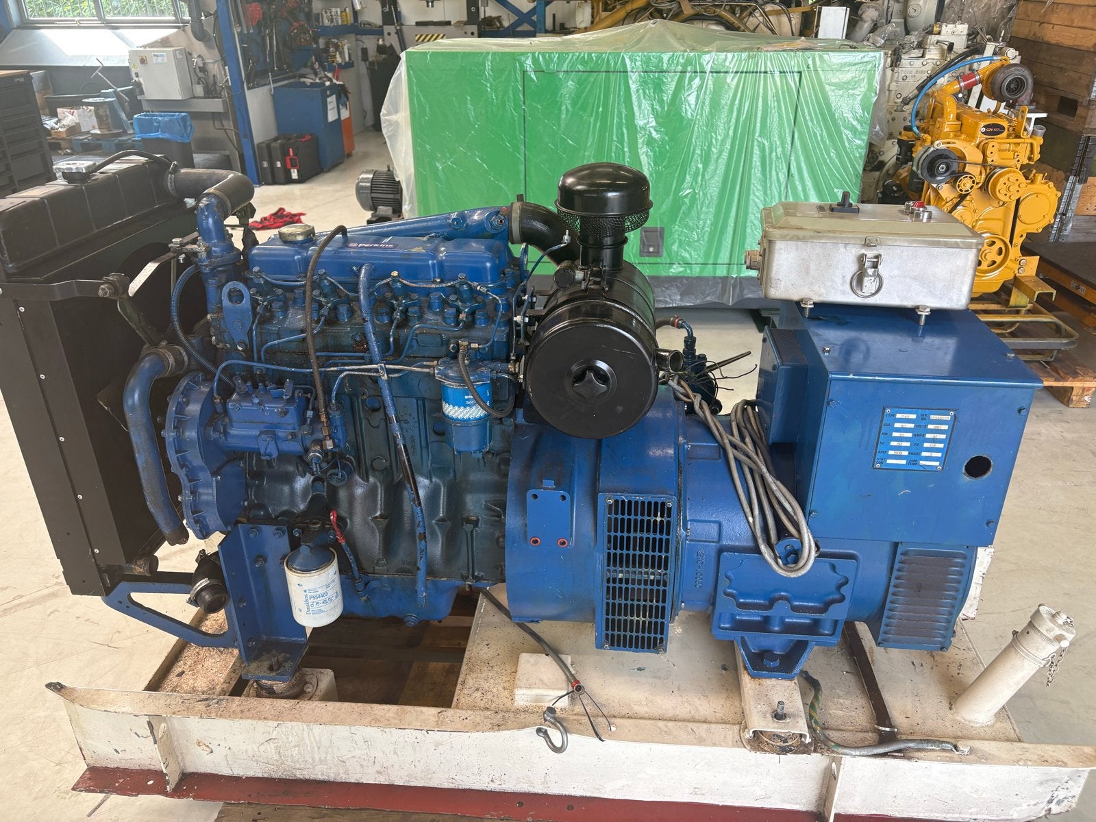 Perkins 40kVA- stamford generator, Ophalen, Dieselolie