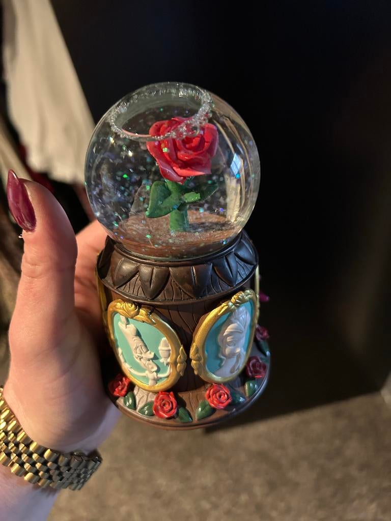 Snowglobe Beauty and the Beast Disneyland Parijs, Ophalen of Verzenden, Assepoester of Belle, Gebruikt, Overige typen