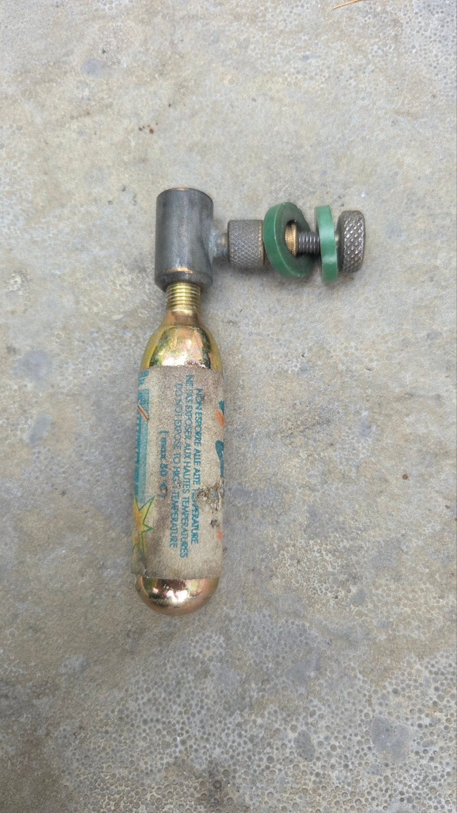 CO2 patroon voor bandenreparatie of oppompen, Ophalen of Verzenden