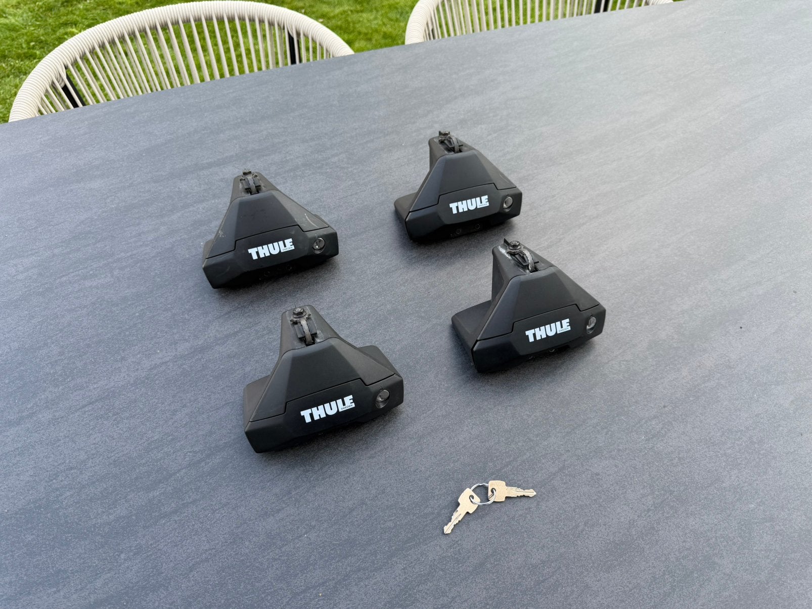 Thule WingBar Evo Clamp voetenset 7105, Ophalen of Verzenden, Zo goed als nieuw