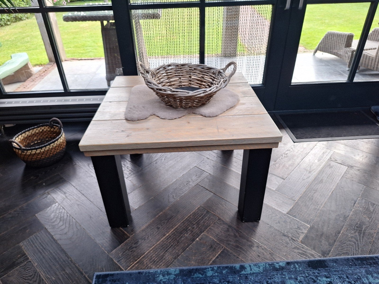 Robuuste salontafel steigerhout grey wash / kindertafel, Ophalen, Gebruikt, 50 tot 100 cm, Vierkant