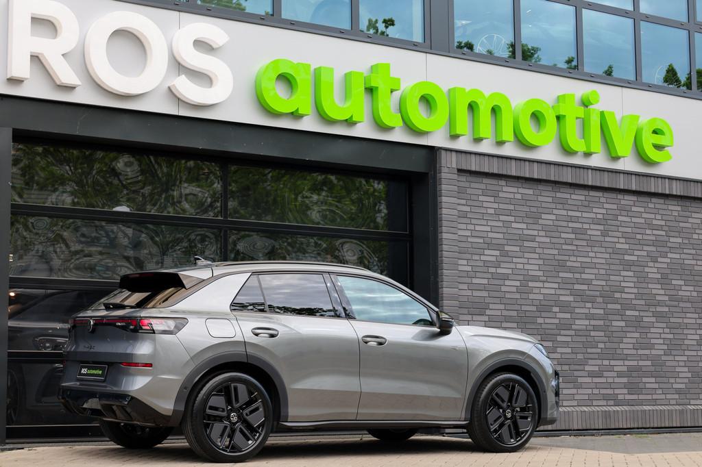 Volkswagen T-Roc 1.5 eTsi R-Line First Edition | NIEUW MODEL, Auto's, Volkswagen, 1374 kg, 4 cilinders, 150 pk, Automatische klimaatregeling