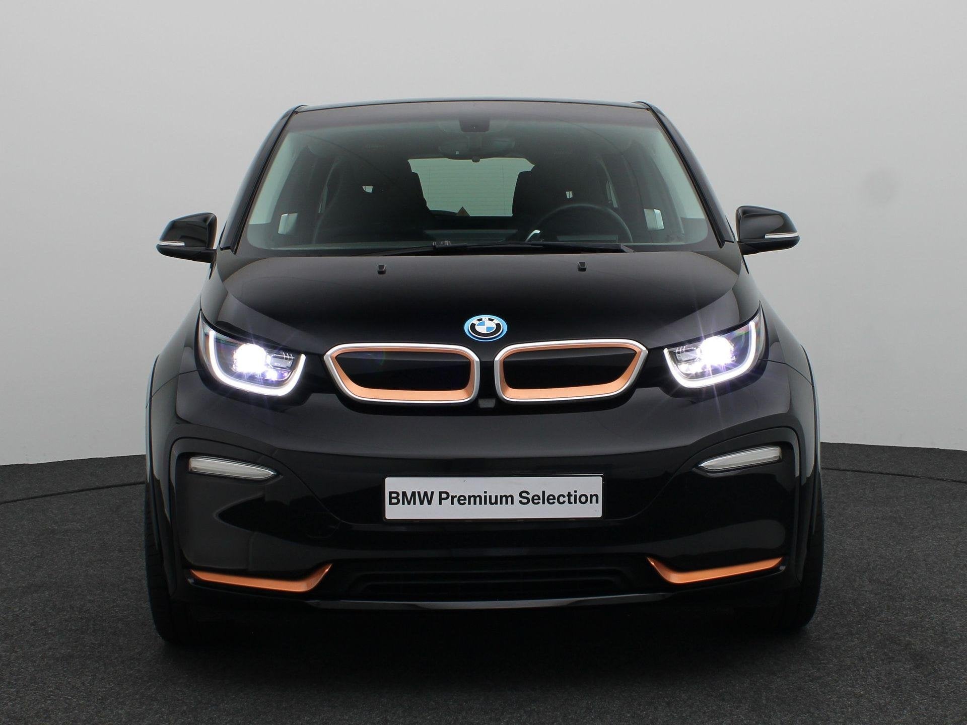BMW i3 S RoadStyle Edition | Navigatiesysteem Professional |, Auto's, Automaat, Gebruikt, Met garantie (alle), 4 stoelen