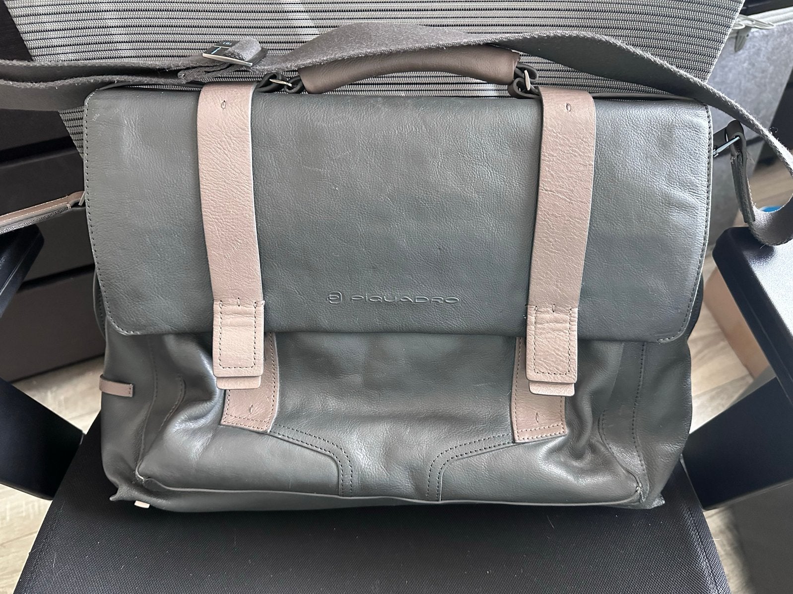 Piquadro Lederen Heren Tas - Laptop & Dossiers, Overige merken, 40 cm of meer, Gebruikt, Ophalen of Verzenden