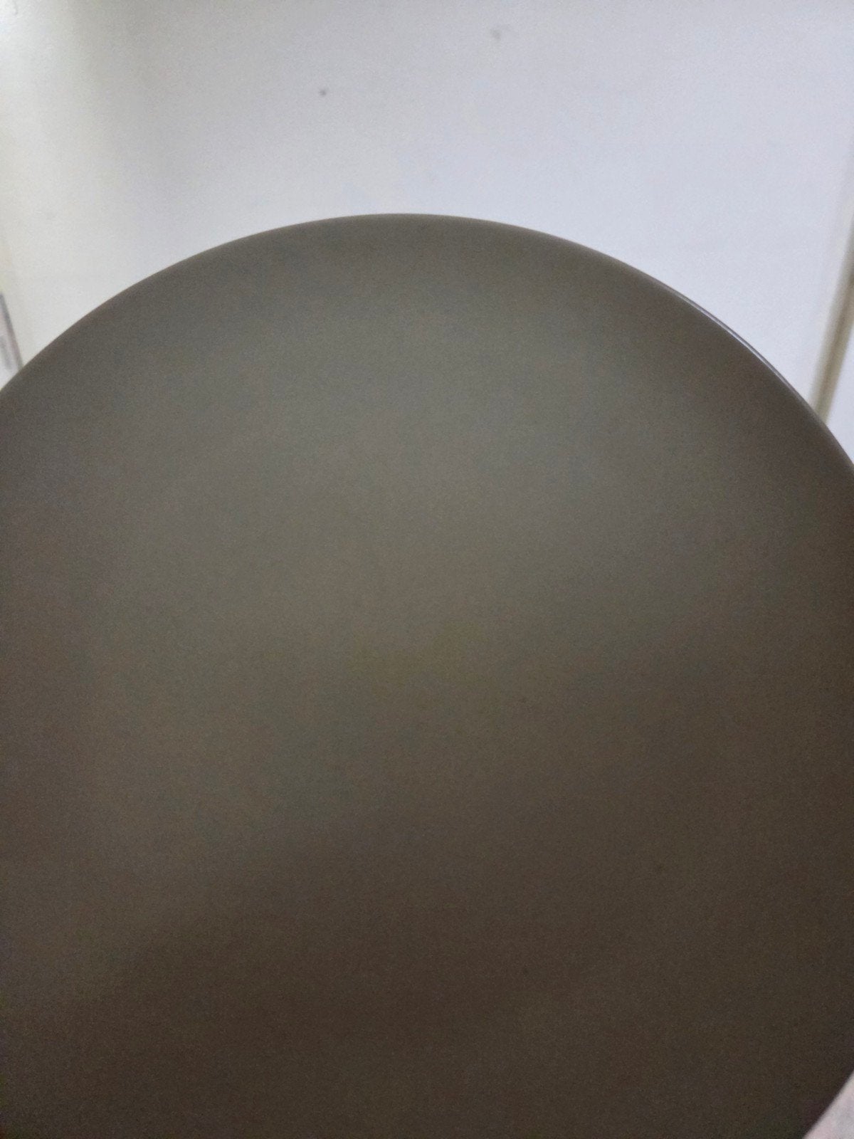 Te koop 12 platte boden 20 cm taupe, Huis en Inrichting, Keuken | Servies, Ophalen, Overige stijlen, Bord(en)