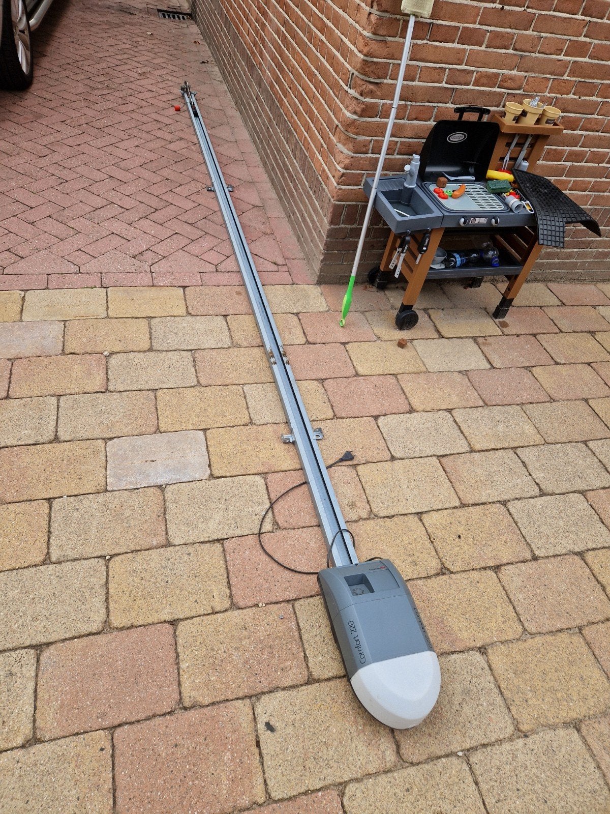 Marantec 220 comfort Garagedeuropener met 2 afstandsbedien, Ophalen
