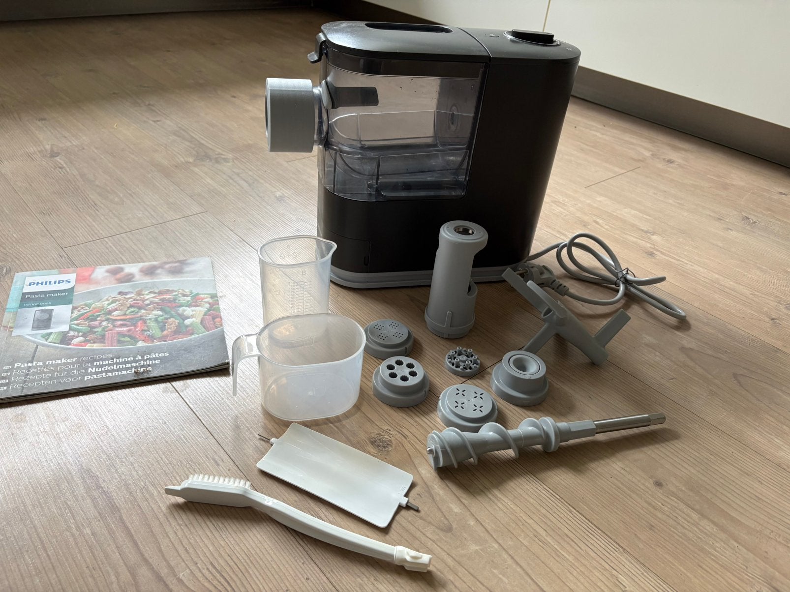 Pastamachine/ pastamaker Philips. Zo goed als nieuw!, Ophalen, Zo goed als nieuw, 3 snelheden of meer