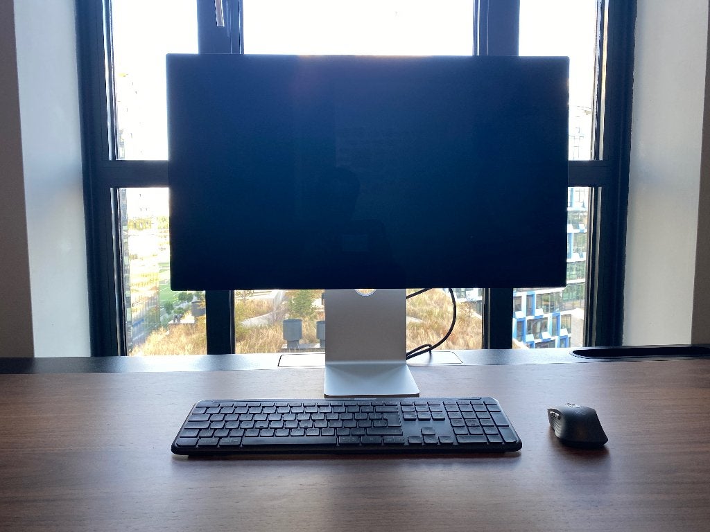 Apple Studio Display kantelbare standaard, Gebruikt, IPS, Minder dan 1 ms, USB-C