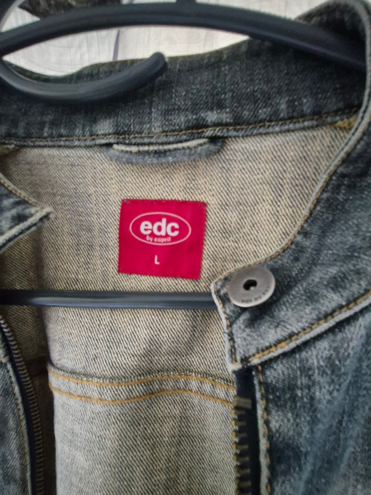 EDC by Esprit spijkerjack met patches - Maat L, Kleding | Dames, Blauw, Maat 42/44 (L), Ophalen of Verzenden, EDC by Esprit