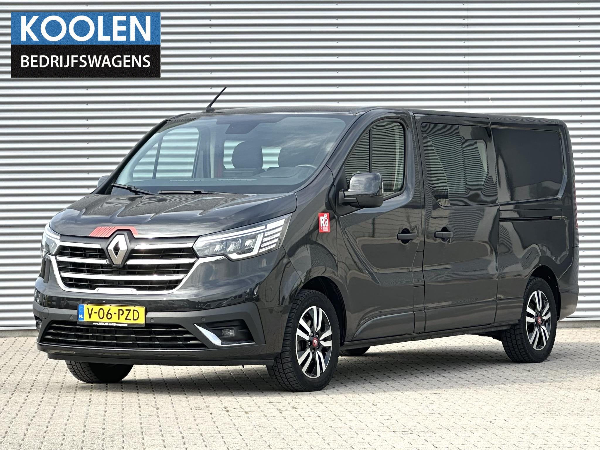 Renault Trafic 2.0 Blue dCi 150pk L2H1 Dubble cabine DC, Stof, Gebruikt, Euro 6, 4 cilinders
