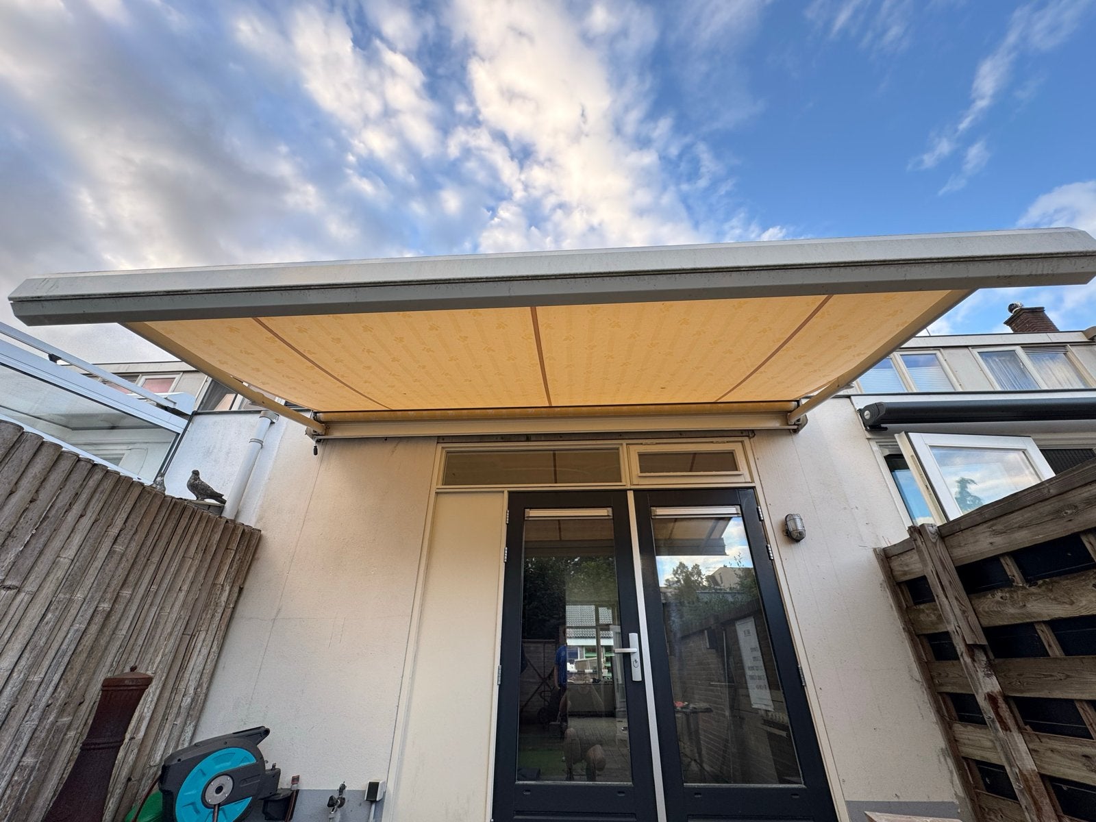 Elektrische zonwering Suncar 3,5m breed, 2m uitvalscherm, Ophalen, Gebruikt, Elektrisch, 150 tot 300 cm