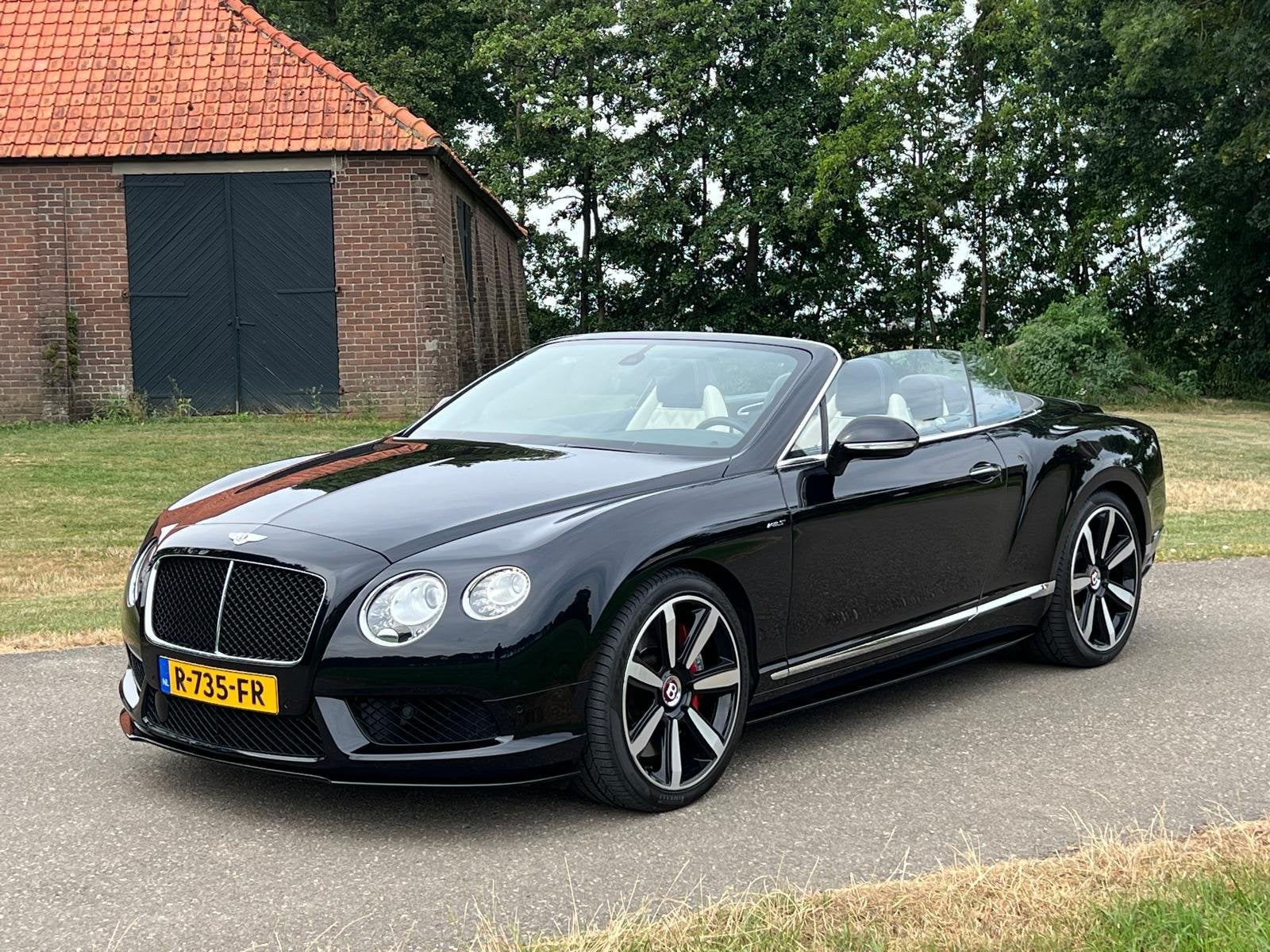 Bentley Continental GTC 4.0 V8S Voluitrusting, Oa Nekverwarm, Auto's, Bentley, Gebruikt, 8 cilinders, 4 stoelen, Zwart