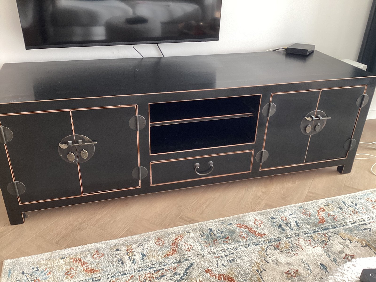 Chinees dressoir, Ophalen, 150 tot 200 cm, Zo goed als nieuw, 50 tot 75 cm