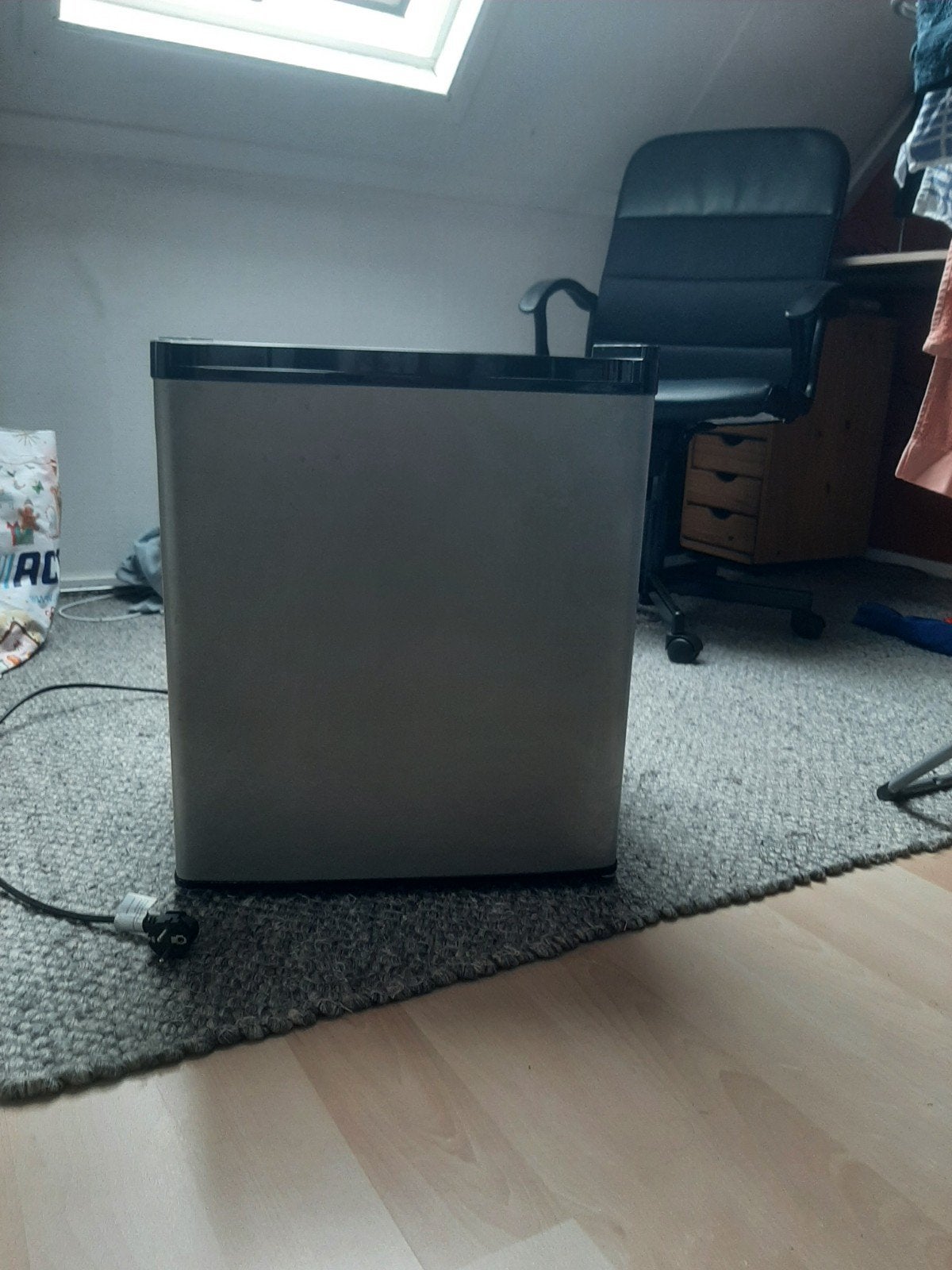 Kleine koelkast, Witgoed en Apparatuur, Koelkasten en IJskasten, Ophalen, Minder dan 85 cm, Minder dan 75 liter, Zonder vriesvak