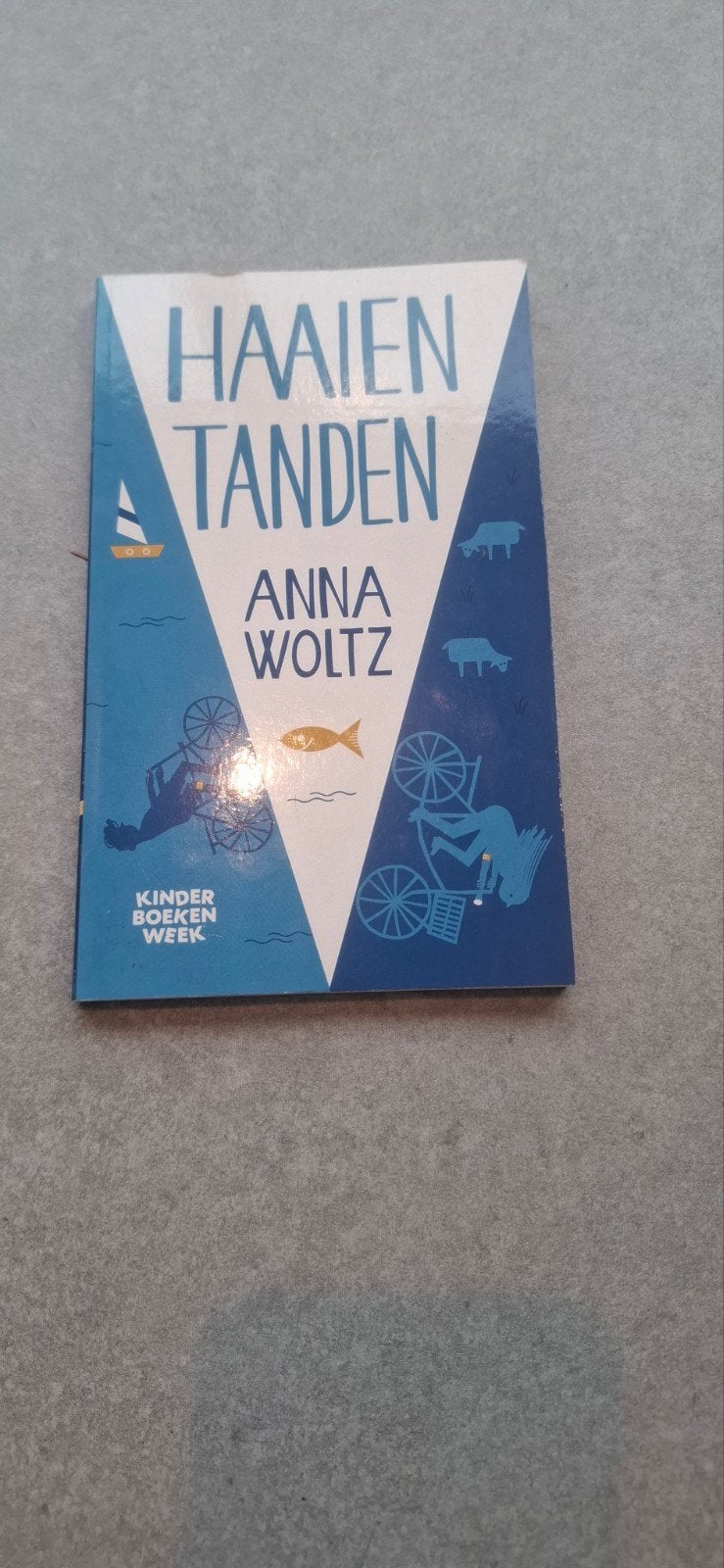 Haaientanden - Anna Woltz (Kinderboekenweekgeschenk), Anna Woltz, Ophalen of Verzenden, Zo goed als nieuw, Fictie