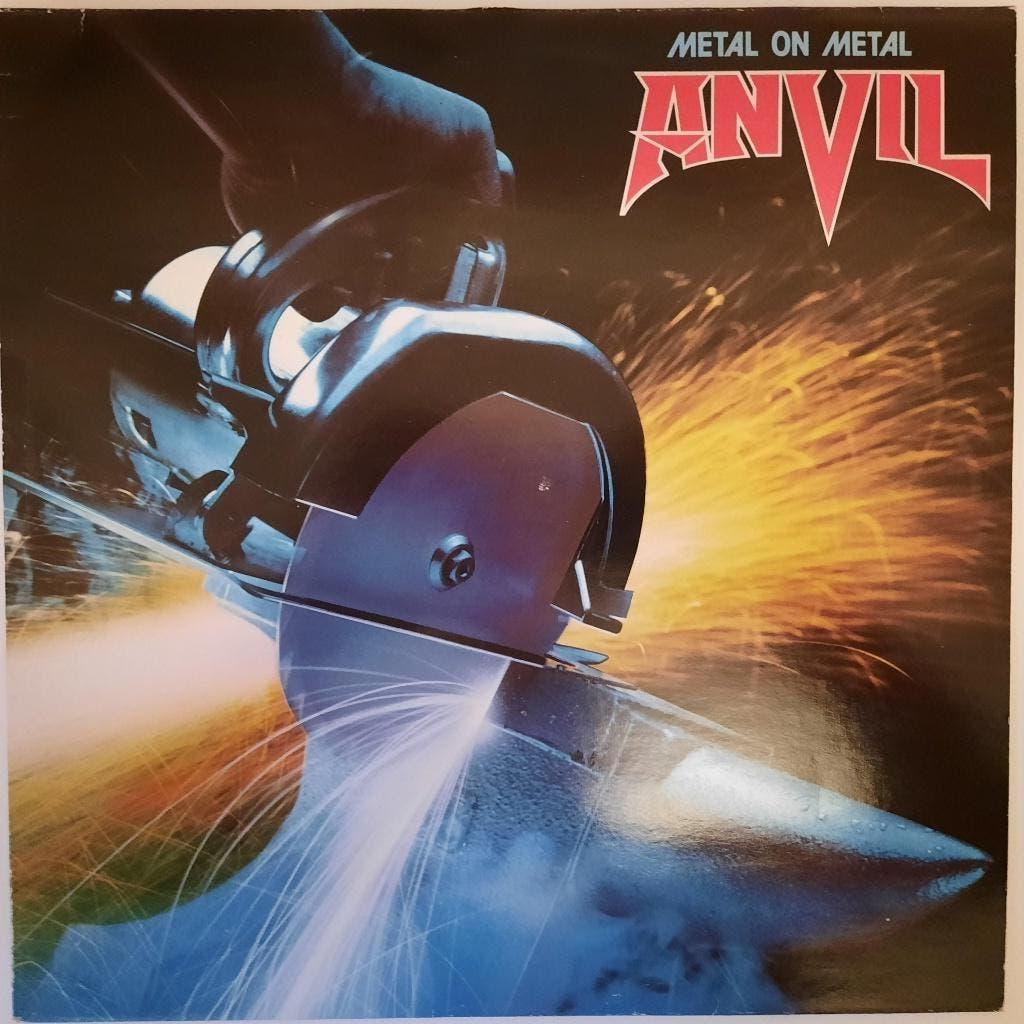 LP "Metal on Metal" - Anvil, Inclusief binnenhoes, Ophalen of Verzenden, Gebruikt, 12 inch