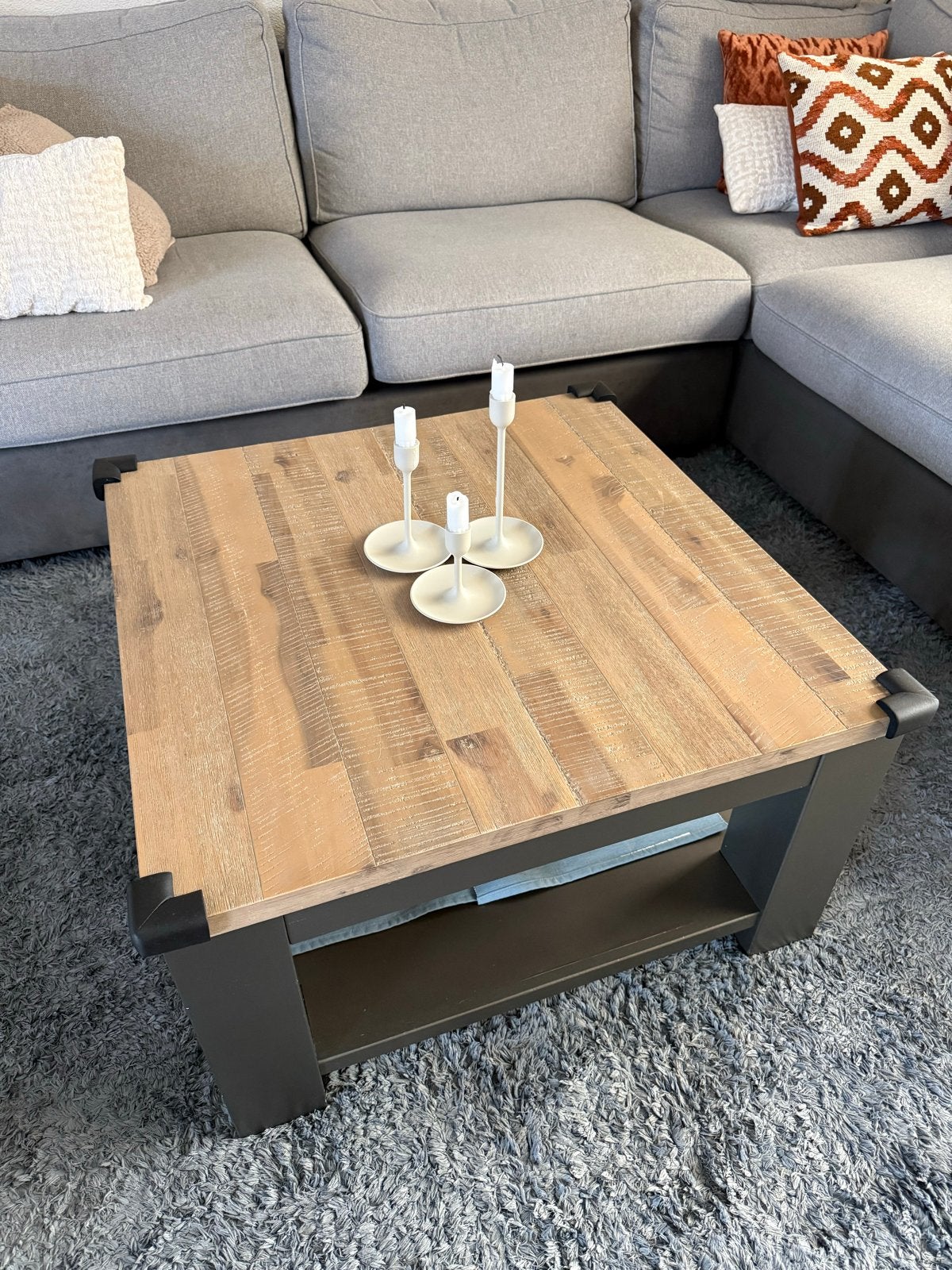 Blora salontafel acaciahout met metallic grey afwerking, Ophalen, Gebruikt, 50 tot 100 cm, Vierkant