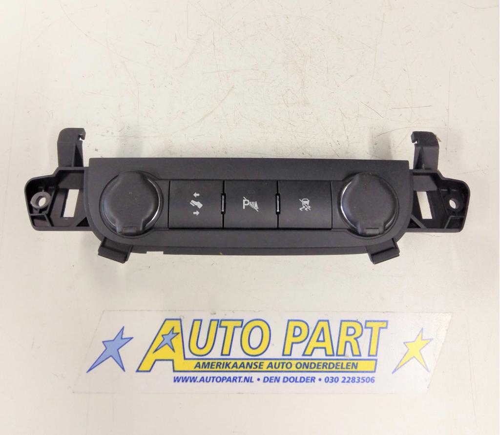 Chevrolet Suburban schakelaars 2007-2013, Auto-onderdelen, Gebruikt, Info@gm.com, Chevrolet, Ophalen of Verzenden