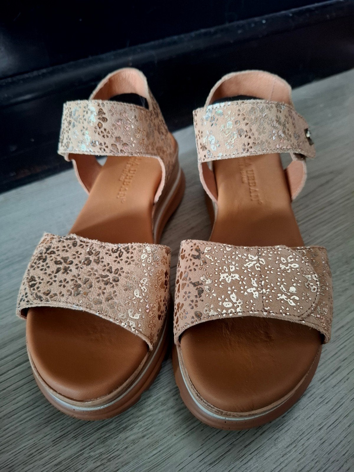 Paula Urban leren sandalen maat 38, Paula Urban, Beige, Nieuw, Sandalen of Muiltjes