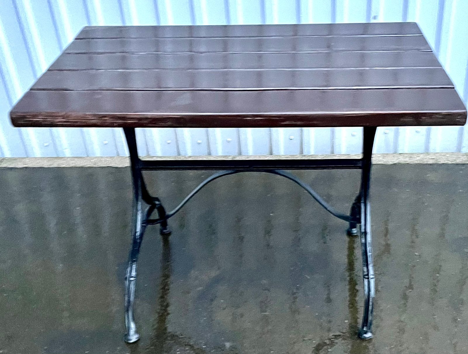 Bistro tuintafel – gietijzer met eiken blad, zeer robuust, Ophalen, Zo goed als nieuw, Rechthoekig, Hout
