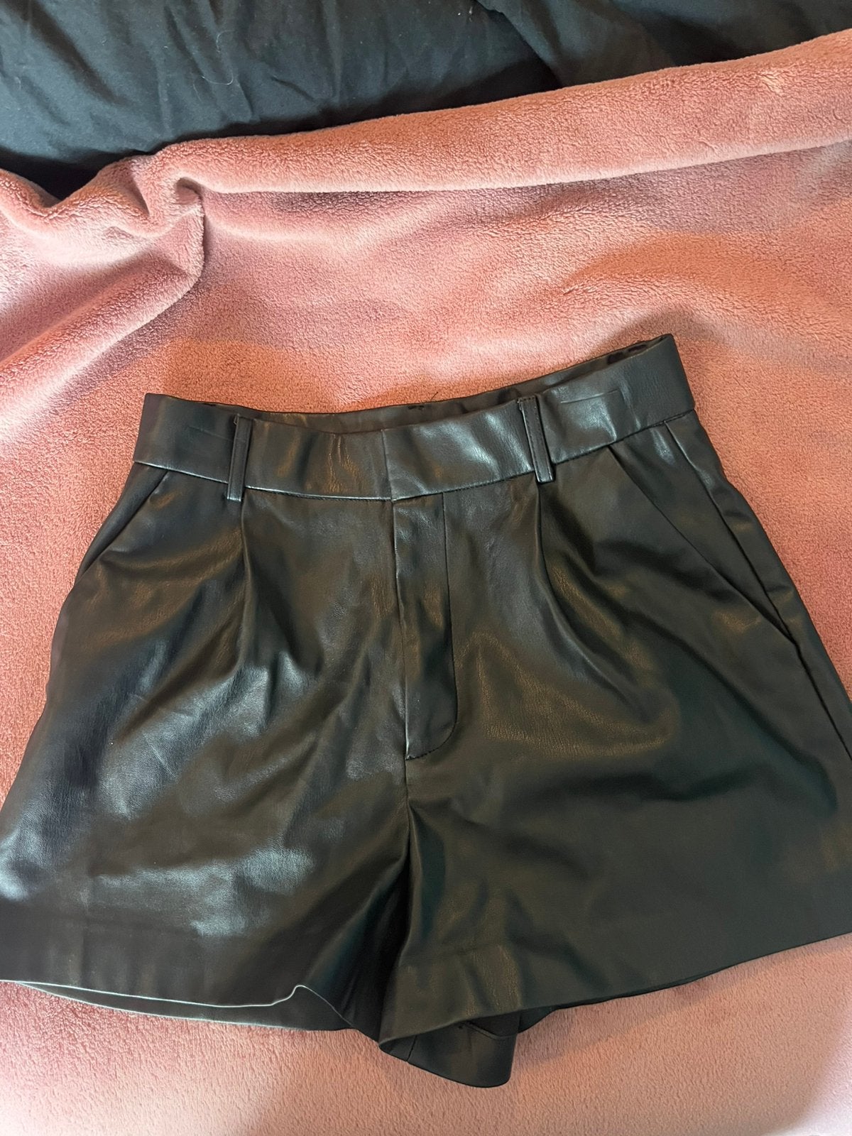 Zara leren short, Maat 38/40 (M), Kort, Zwart, Ophalen of Verzenden