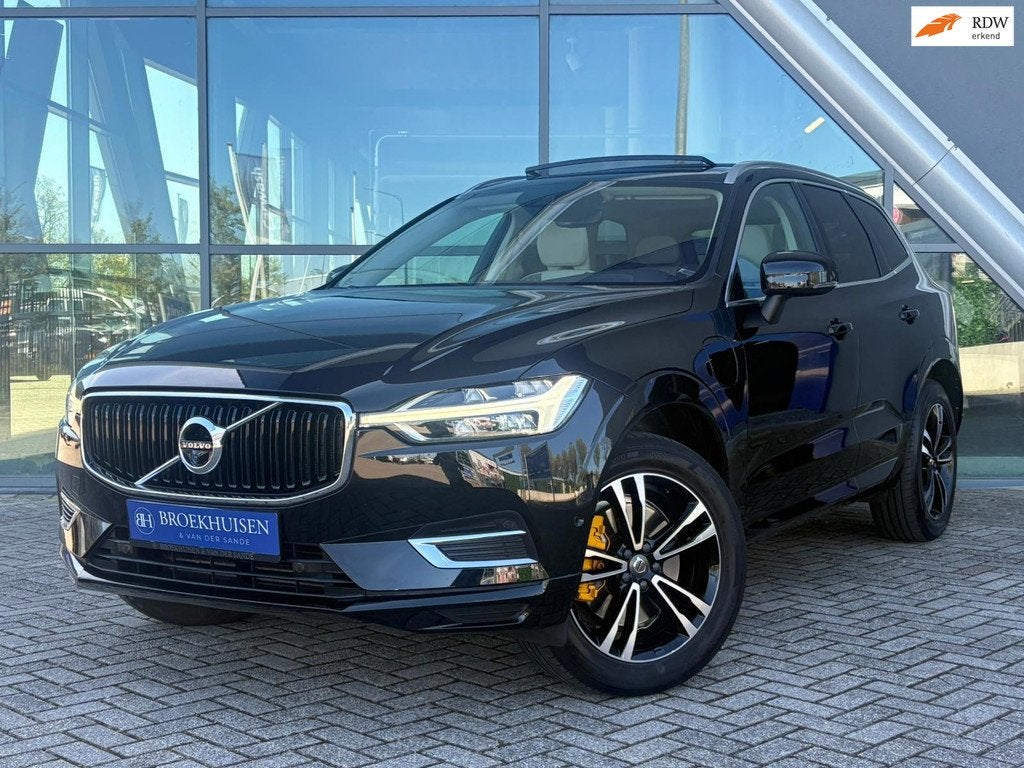 Volvo XC60 2.0 T8 Twin Engine AWD Inscription 398pk Panorama, Auto's, Volvo, Automaat, Stof, Gebruikt, 4 cilinders
