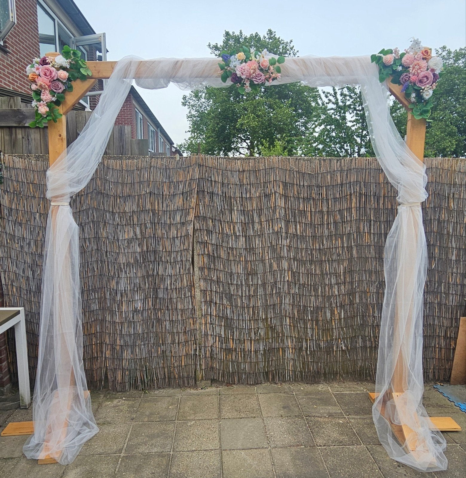 back drop  incl doeken en bloemen, Ophalen, Versiering, Geboorte of Huwelijk