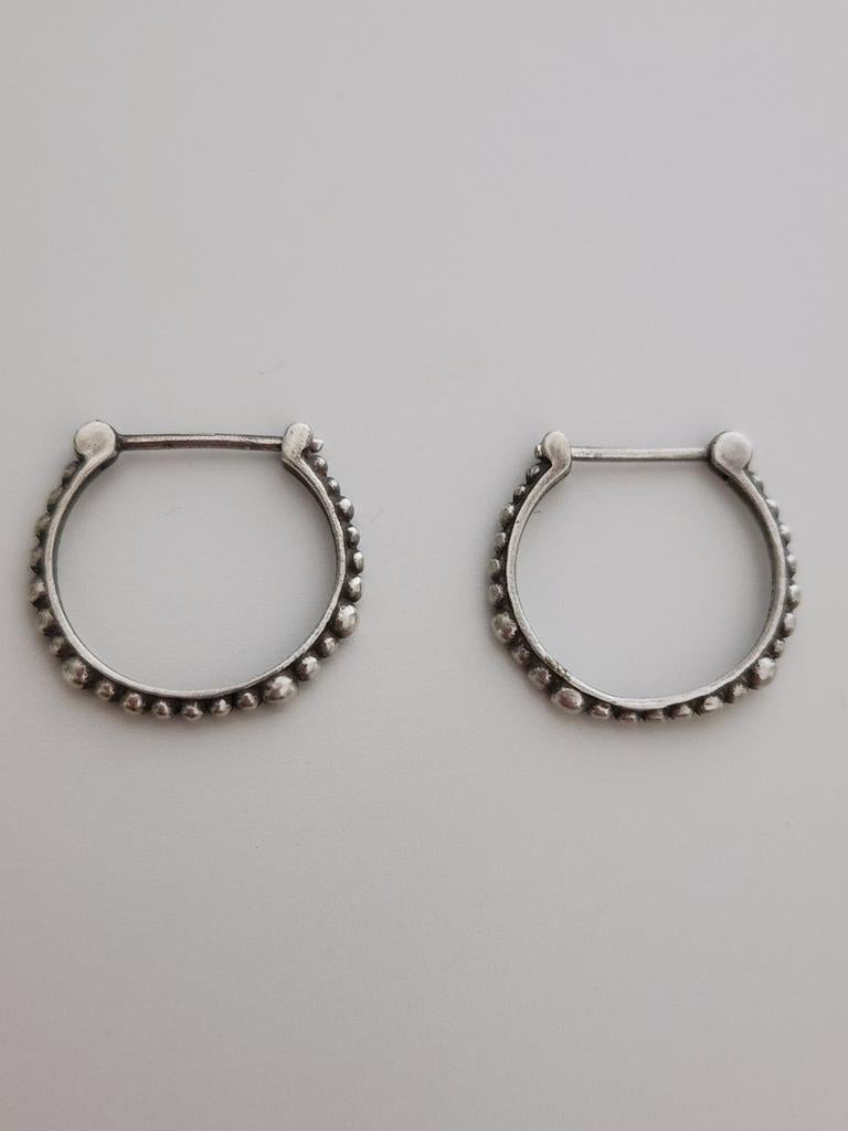 Zilveren oorbellen - relic Masai - NOOSA, Ophalen of Verzenden, Zilver, Zilver, Hangers