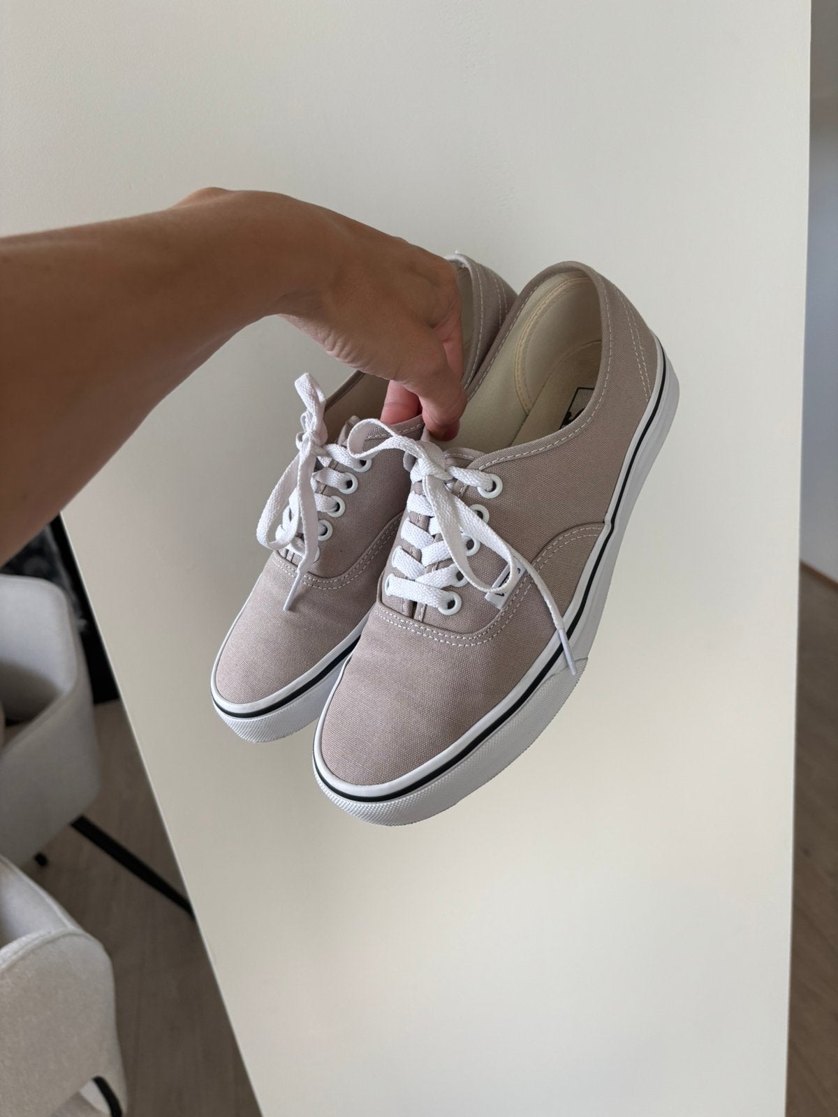 Vans maat 39, Ophalen of Verzenden, Zo goed als nieuw, Beige, Sneakers of Gympen