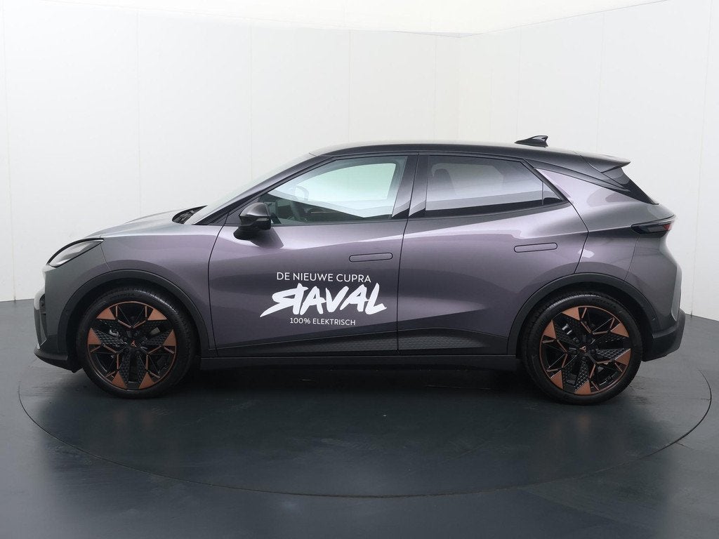 CUPRA Raval Performance First Edition 56 kWh, Auto's, Cupra, 12 maanden, Gebruikt, Overige modellen, Overige kleuren