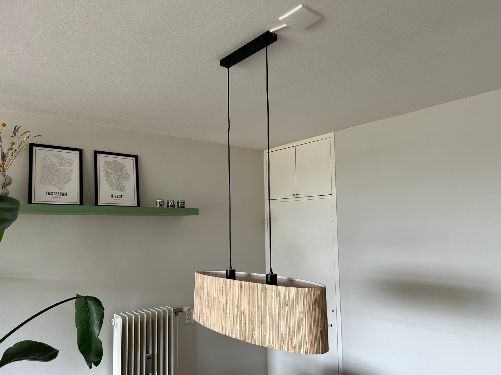 Zwarte hanglamp met zeegras kap - Brilliant Wimea, Huis en Inrichting, Ophalen, Zo goed als nieuw