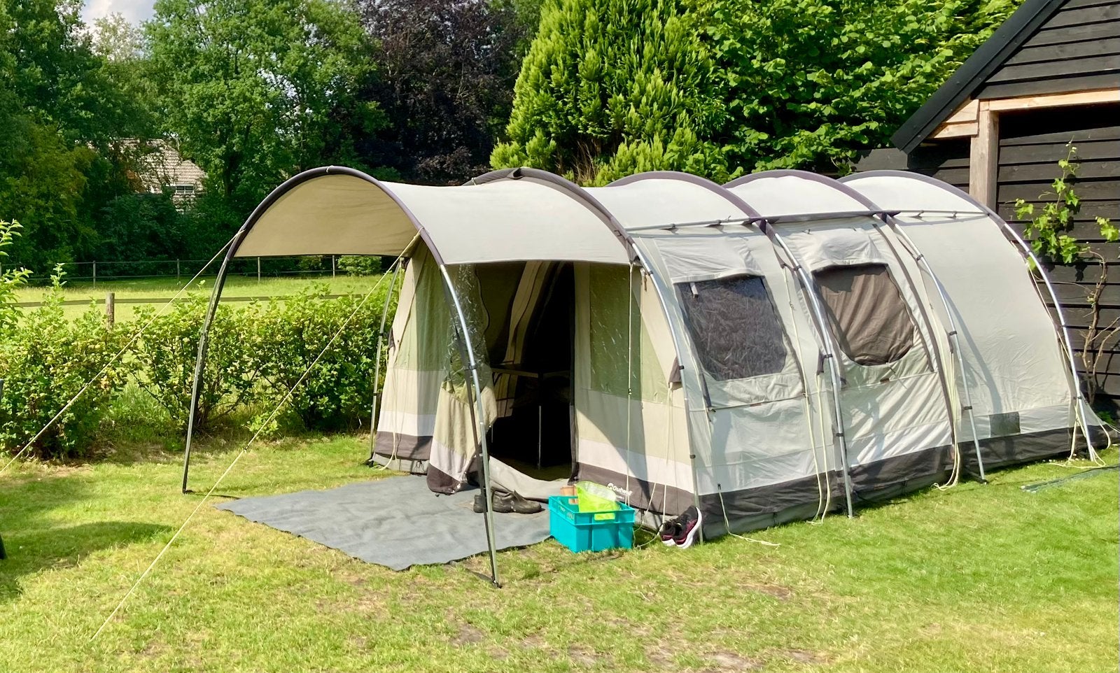 Gebruikte Outwell Bear Lake 4, Ophalen, Gebruikt, Tot en met 4