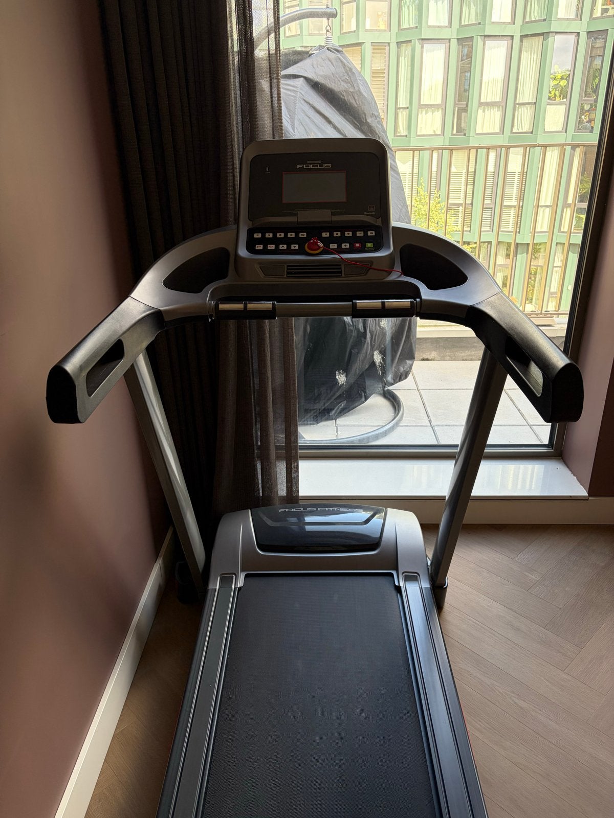Focus Fitness Jet  7 iPlus Loopband - Zo goed als nieuw, Ophalen, Zo goed als nieuw, Metaal, Loopband