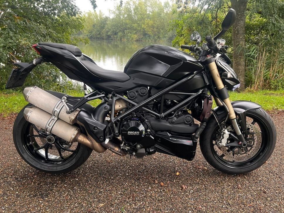 DUCATI STREETFIGHTER 848 (bj 2013), DUCATI, 2 cilinders, 849 cc, Motorrijbewijs A