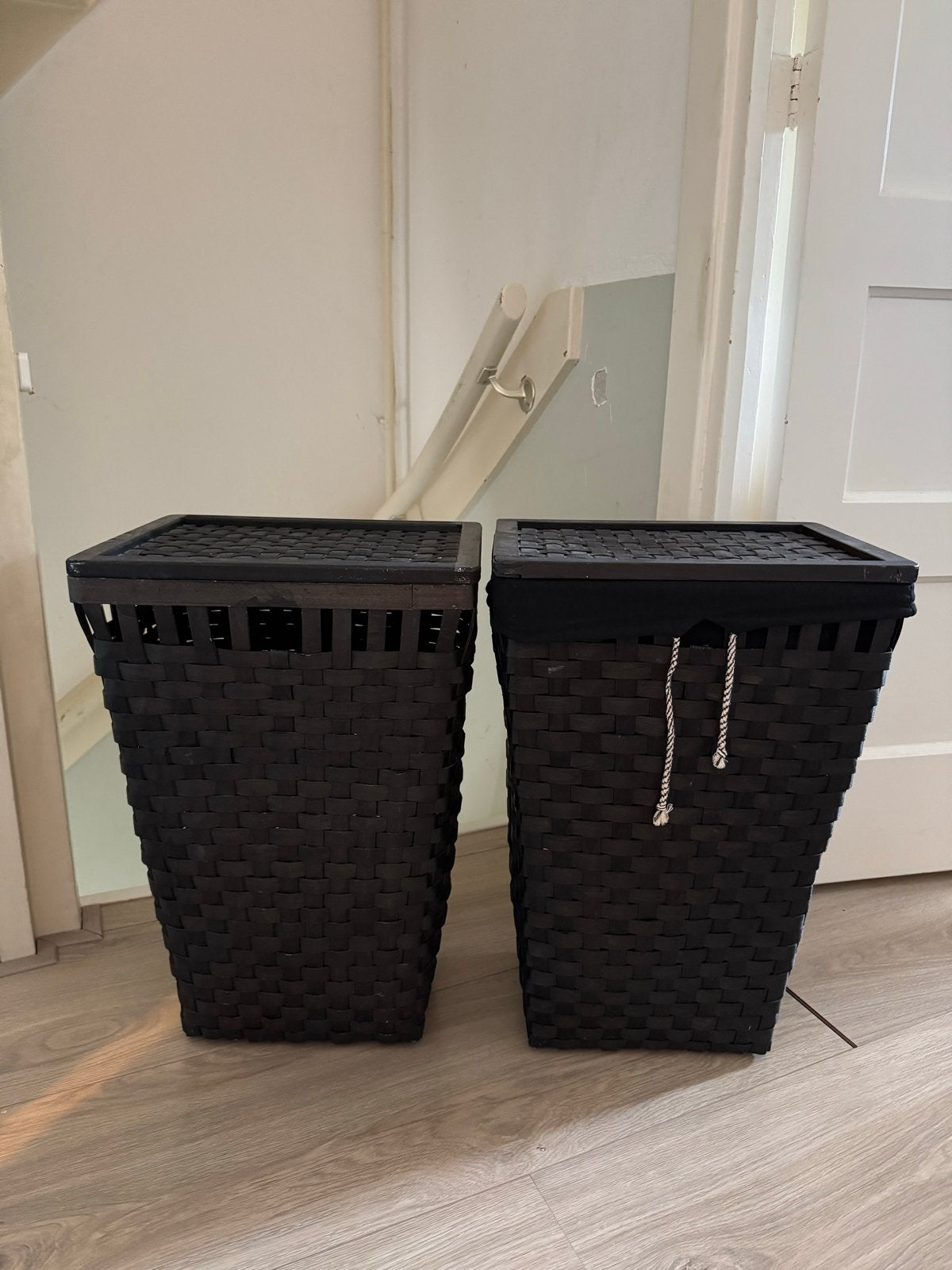 2x Zwarte Wasmand met Deksel, Ophalen, Kunststof, Modern, Gebruikt